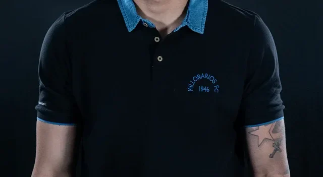 Camiseta Polo de Millonarios FC| FOTO: @MillosFCoficial